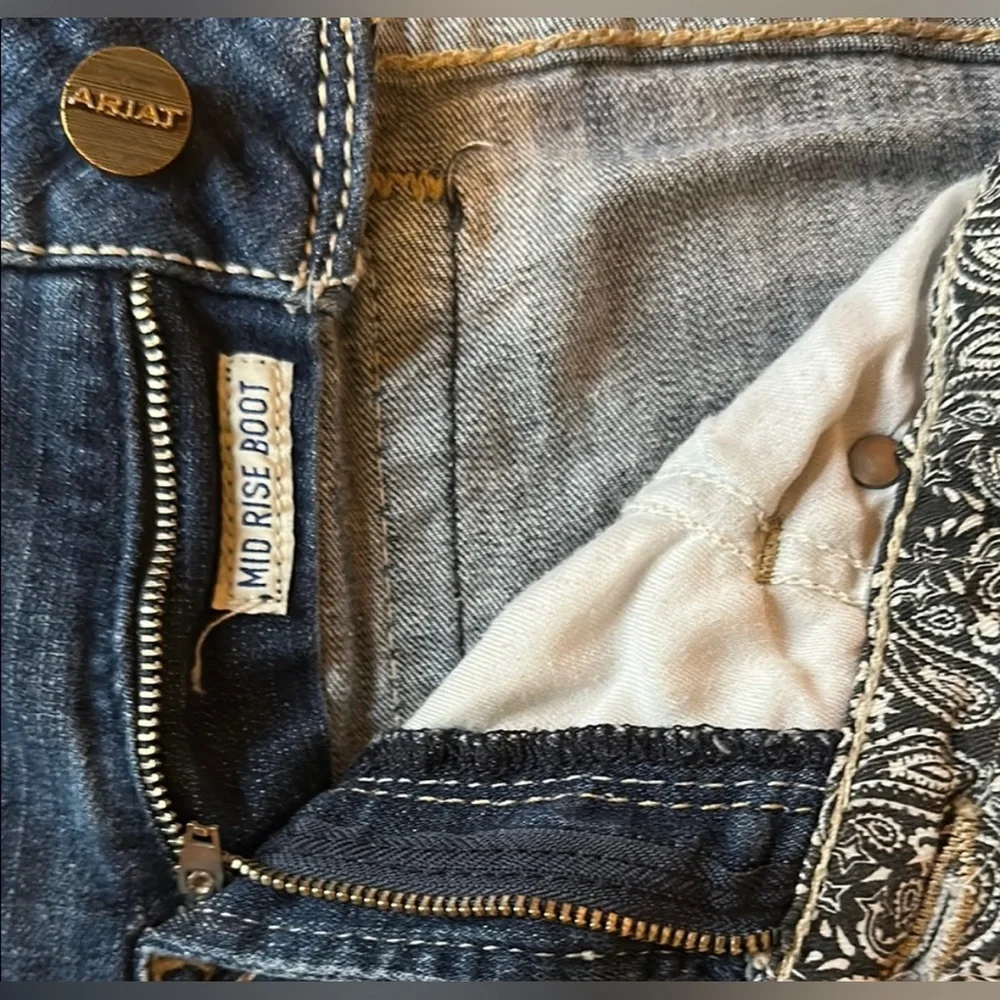 Ariat REAL Mr Corinne Mid Rise Bootcut Women's Blue Jeans - Picture 3 of 11